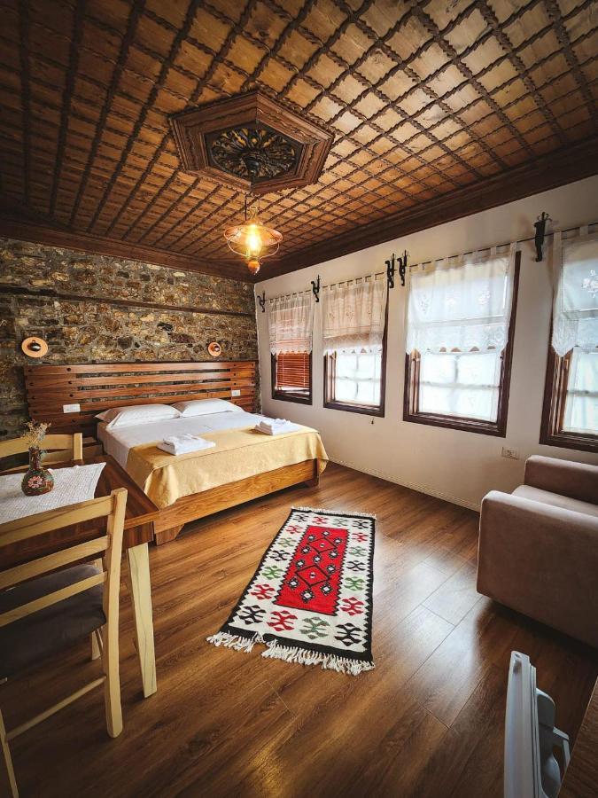 Hotel Borklad Berat Luaran gambar